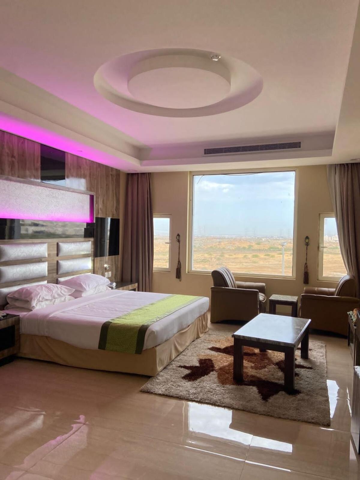 Al- Reef Hotel Jiddah Esterno foto